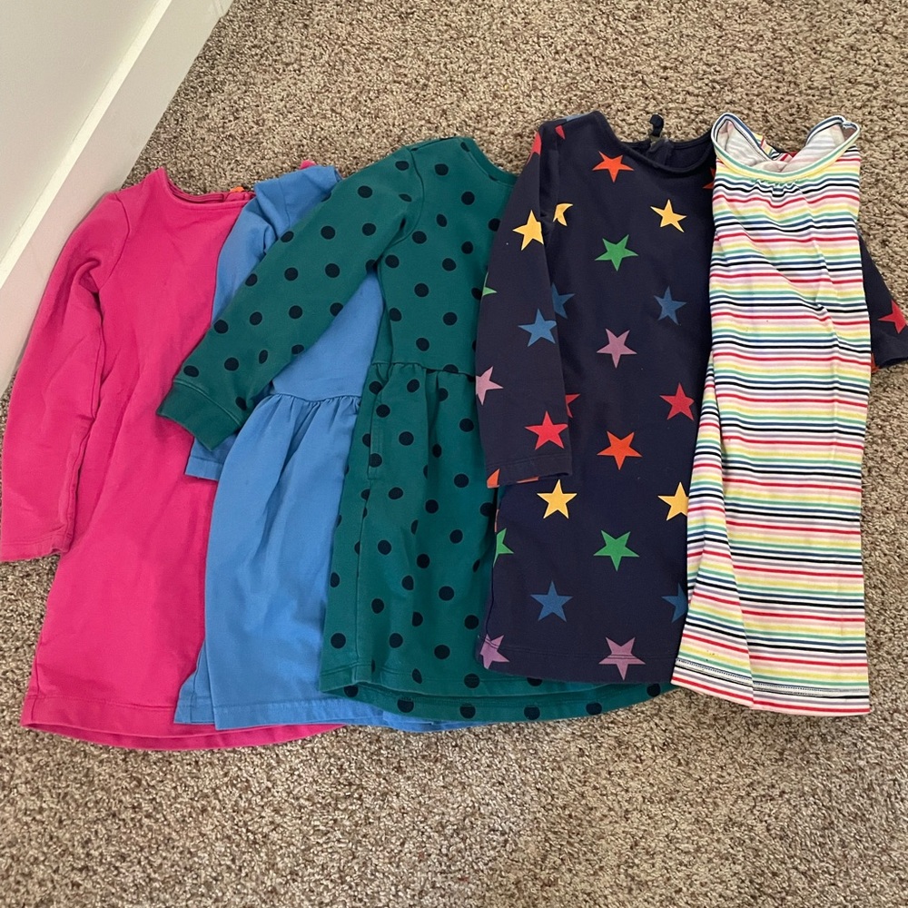 Primary winter dress bundle, size 4-5T